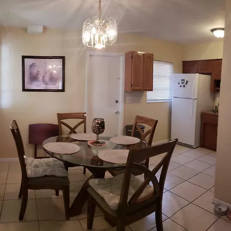 Great Location Near Downtown & Airport Villa Tampa Exterior photo